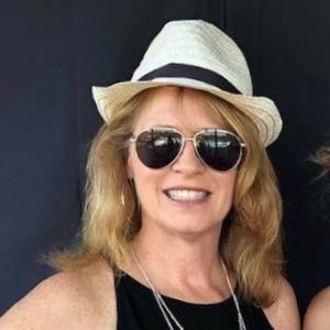 Meet your Posher, Christine